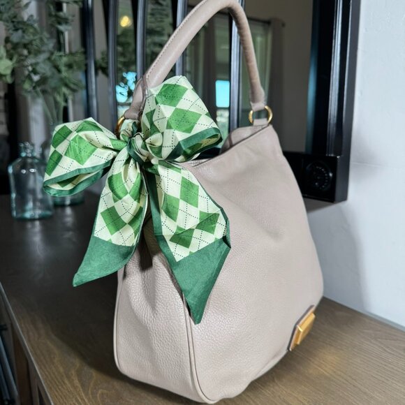 Marc by Marc Jacobs Q Hillier Pebbled Leather Hobo – Taupe - Picture 8 of 13